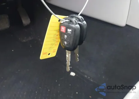 2013 Toyota Camry Le z USA, uszkodzony, nr VIN 4T4BF1FK6DR323958